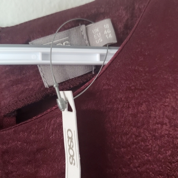 NWT Asos Long‎ Sleeve Romper - Picture 3 of 4